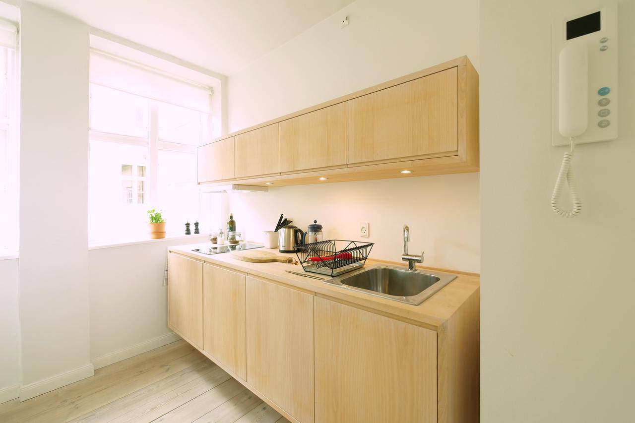Central Canal Apartments 1 - 8 โคเปนเฮเกน ภายนอก รูปภาพ