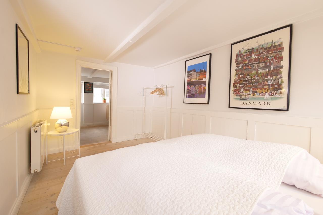 Central Canal Apartments 1 - 8 โคเปนเฮเกน ภายนอก รูปภาพ
